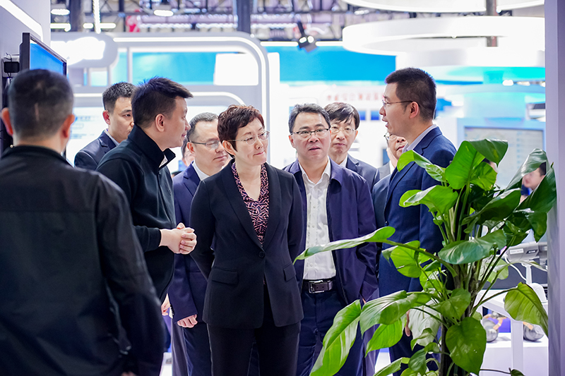 1761889296156576.jpg 1761889296156576.jpg